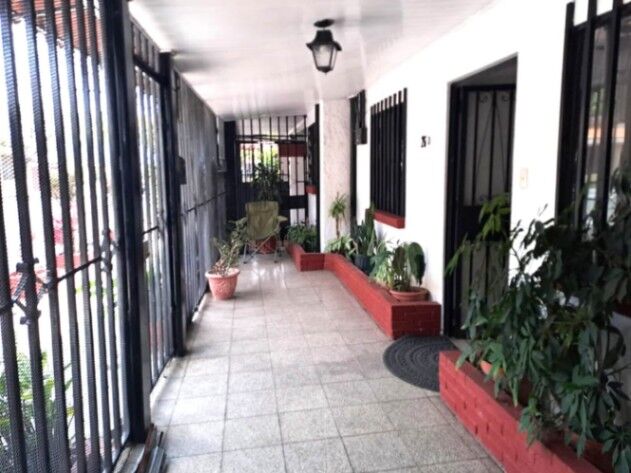 VENDO EDIFICIO DE 2 PLANTAS EN CURRIDABAT. in Curridabat, San José — $360,000