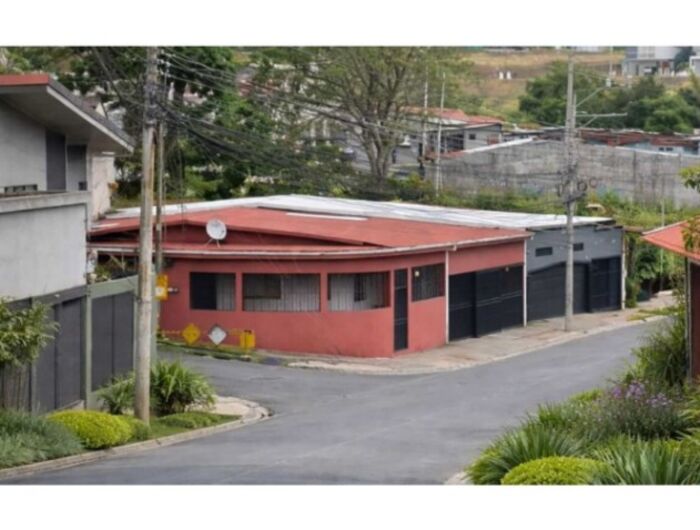 VENDO APARTAMENTO EN LA TRINIDAD DE MORAVIA. en La Trinidad, Moravia, San José — ₡ 70 000 000