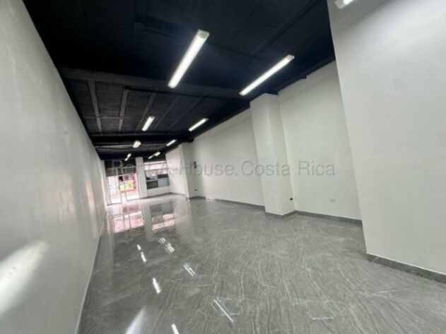 Alquiler de Local Comercial en EL centro de San José. RAH 26-2161 in Catedral, San José — $1,200