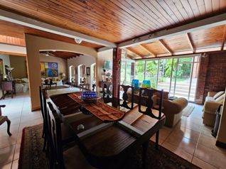 SE VENDE casa independiente en PINARES, CURRIDABAT in Curridabat, San José — $430,000 - Photo 5 of 20