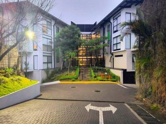 Se alquila moderno y espacioso apartamento en Santa Ana 25-1848 en Santa Ana, San José — $1,100