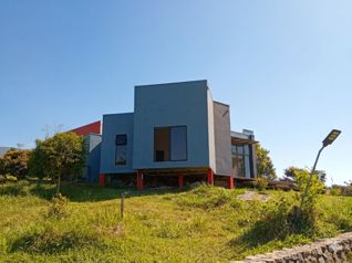 Venta de casa para vivir o para inversión en San Pedro, Pérez Zeledón en San Pedro, Pérez Zeledón, San José — 399 000 000 ₡ - Foto 5 de 28
