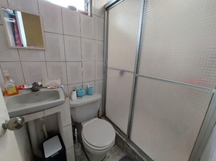 Venta de Propiedad + 2 APTOS en Goicoechea. en Mata de Plátano, Goicoechea, San José — ₡ 54 000 000