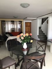 Bella casa dos plantas en Lagunilla de Heredia en Ulloa, Heredia — $148,000 - Foto 4 de 13