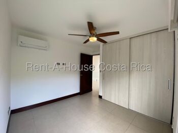 Alquiler Casa Santa Ana Piedades 26-1471 en Piedades, Santa Ana, San José — $2,200 - Foto 4 de 15