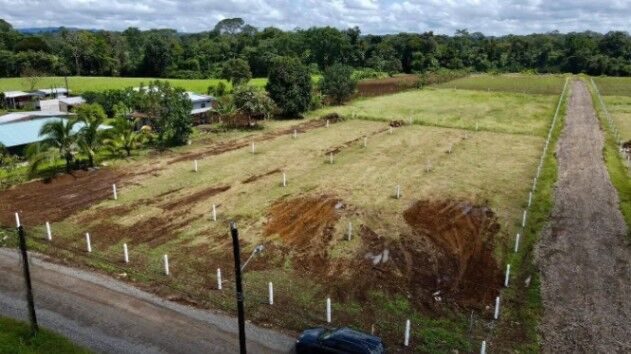 Lotes y Quintas a 10 minutos de La Fortuna con Vista al Volcán | 8751-4191 en La Fortuna, San Carlos, Alajuela — ₡ 35 000 000