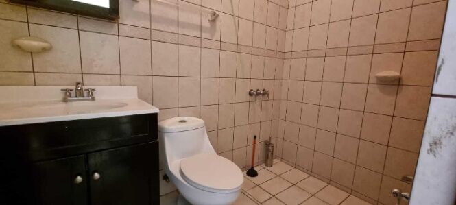 Venta de Casa en Hatillo, San José. RAH 26-158 en Hatillo, San José — $180,000