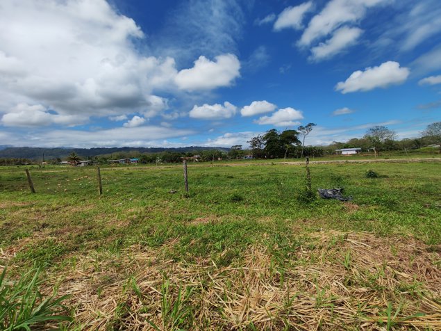 Terreno Residencial En Venta En Aguas Zarcas, San Carlos, Alajuela in Aguas Zarcas, San Carlos, Alajuela — ₡ 11 398 000 - Photo 3 of 10