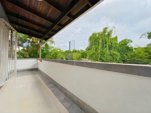 VENTA DE CASA EN LOTE DE 501 M² EN COLONIA DEL RÍO, GUADALUPE in Guadalupe, Goicoechea, San José — $285,000 - Photo 3 of 15