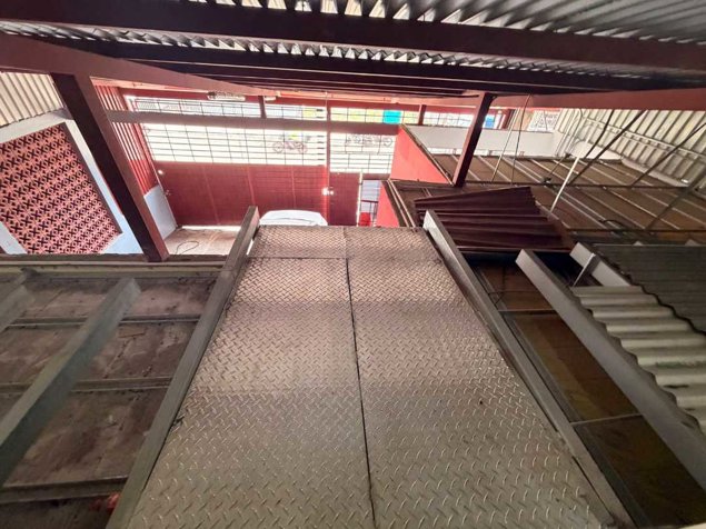 Bodega Uso Comercial en la Uruca Centro en Uruca, San José — ₡ 110 000 000 - Foto 3 de 32