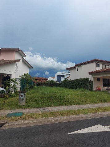 Venta Lote en Condominio en Barreal de Heredia COD RG 1305 en Ulloa, Heredia — $118,500