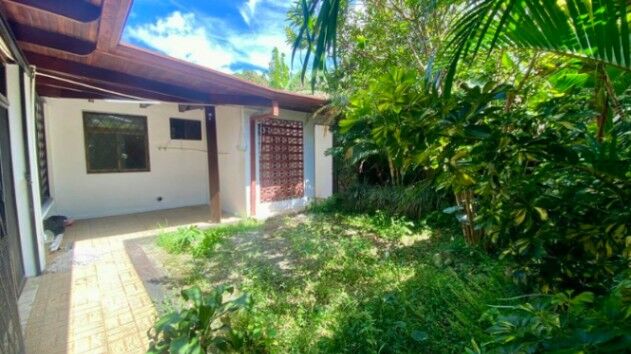 Venta de Casa en Zapote, San José. RAH 26-1223 en Zapote, San José — $260,000 - Foto 3 de 17