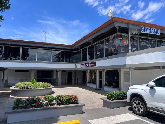 Se vende Centro Comercial en Turrucares in Turrúcares, Alajuela — $1,800,000