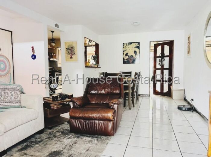 Se vende casa en Ulloa Heredia 26-1473 en Ulloa, Heredia — ₡ 85 000 000