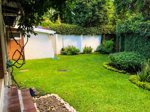 "Oportunidad de inversión: Venta de  casa en Los Laureles - Escazu in Escazú, San José — $420,000