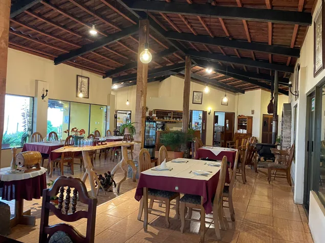 VENTA DE FINCA CON RESTAURANTE EN OPERACIÓN, HEREDIA, VARABLANCA in Vara Blanca, Heredia — $900,000 - Photo 3 of 9