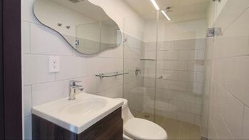 MLS-25-1598 KQ ALQUILER APARTAMENTO GRANADILLA CURRIDABAT in Granadilla, Curridabat, San José — $1,200 - Photo 5 of 9