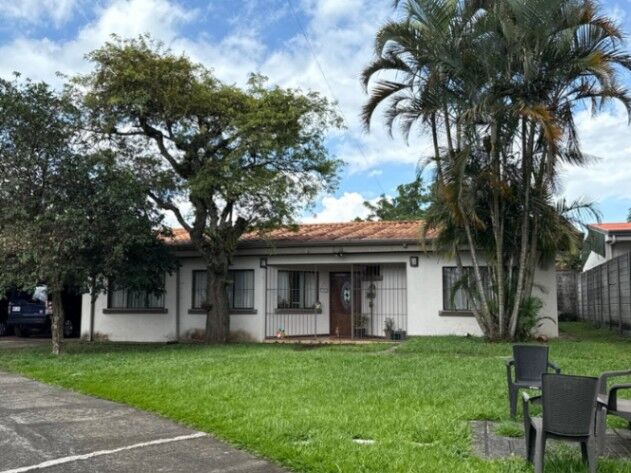 CASA EN VENTA, BARVA DE HEREDIA, $412.000COD#26-603 en Barva, Heredia — $412,000