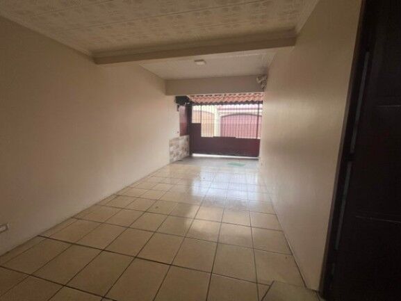 Se vende propiedad con uso mixto en Heredia Centro 26-59 en San Francisco, Heredia — $392,000