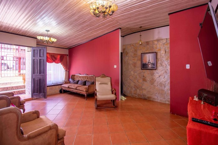 Casa en venta en Grecia, Santa Gertrudis Norte in Grecia, Alajuela — ₡ 62 000 000 - Photo 3 of 19