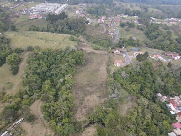 Venta de Proyecto en Goicoechea, San José.  en Mata de Plátano, Goicoechea, San José — $1,987,755