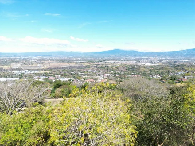 Venta de lote en Ciudad Colón vistas panorámicas en Colón, Mora, San José — ₡ 65 000 000