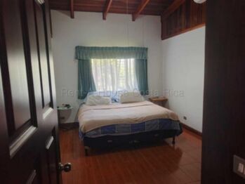 Venta de Casa en Santa Ana-Uruca. RAH 26-1971 en Uruca, Santa Ana, San José — 140 000 000 ₡ - Foto 5 de 19