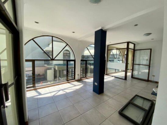 Venta de Edificio en San Rafael de Escazú. RAH 25-1838 en San Rafael, Escazú, San José — $1,500,000
