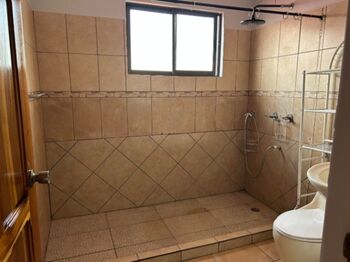Alquiler de Casa en Escazú. RAH 26-336 en Escazú, San José — $2,000 - Foto 4 de 19