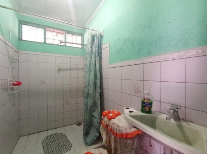 Venta de Casa en Guápiles-Pococí, Limón. RAH 25-1938 en Guápiles, Pococí, Limón — ₡ 70 000 000