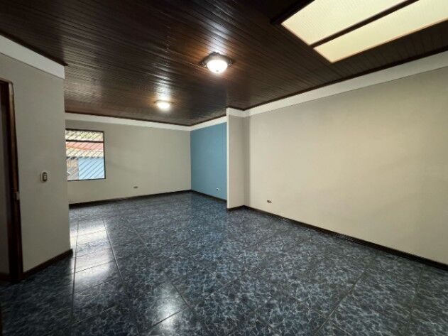CASA  EN VENTA VILLAS DEL PRADO -DESAMPARADOS - ALAJUELA en Desamparados, Alajuela — ₡ 84 500 000