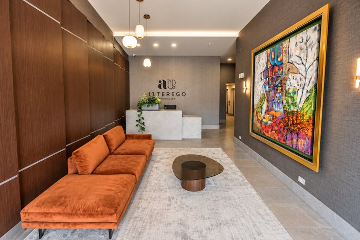 Apartamento de 3 Habitaciones con Línea Blanca en Alterego en Mata Redonda, San José — $2,500 - Foto 2 de 26