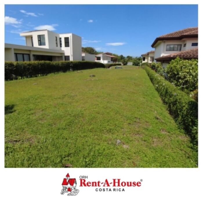🏡 Lote en Venta en Condominio en La Guácima, Alajuela – 523 m² – $95,000 in Guácima, Alajuela — $95,000