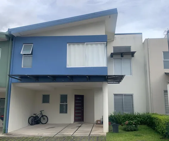 VENTA CASA $300,000 EN CONDOMINIO BARLOVENTO GRANADILLA VHP-CV298 en Granadilla, Curridabat, San José — $300,000 - Foto 2 de 13