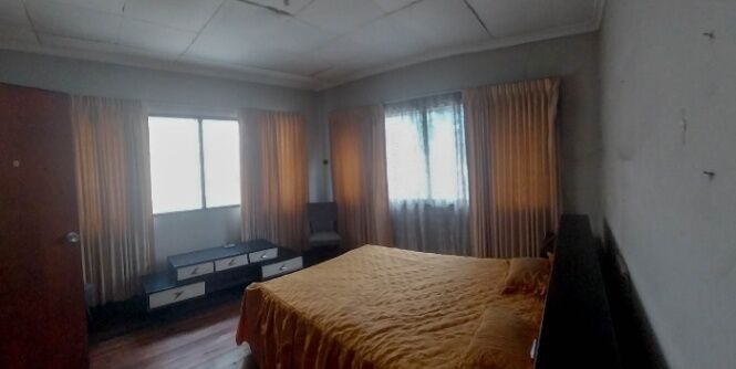 Casa en amplio lote, Barrio Don Bosco 350 mtrs2 en Hospital, San José — ₡ 120 000 000 - Foto 3 de 12