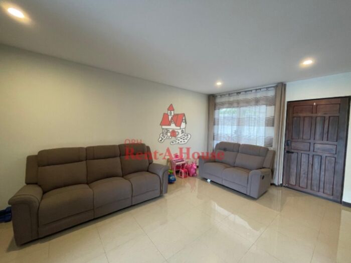 Se merece esta hermosa casa en Desamparados 26-335 en San Rafael Arriba, Desamparados, San José — $170,000