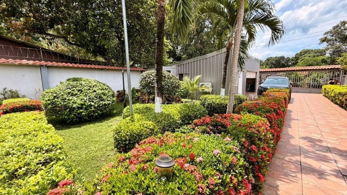 Venta de casa con piscina, rancho y estudio para generar ingresos #27-288 GS in El Mastate, Orotina, Alajuela — $347,000