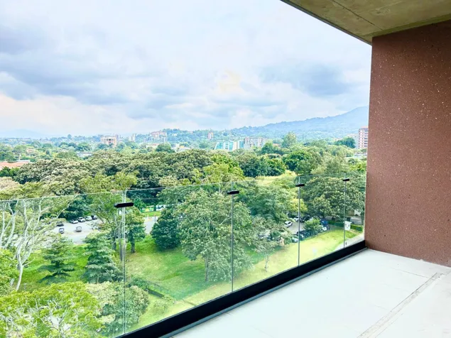 VENTA Avenida Escazú Torre 402.| Penthouse en Piso 10 de lujo. in San Rafael, Escazú, San José — $2,600,000 - Photo 2 of 20