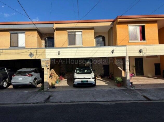 Venta de Casa en Concepción de Tres Ríos. en Tres Ríos, La Unión, Cartago — ₡ 92 000 000
