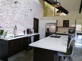 Venta Complejo Residencial | 3 Apartamentos | Santa Ana in Uruca, Santa Ana, San José — $700,000 - Photo 5 of 40