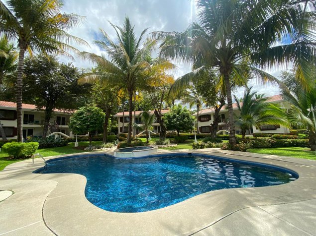 ¡Inversión en Playas del Coco! Condominio de 2 habitaciones y 2 baños en Sardinal, Carrillo, Guanacaste — $210,000 - Foto 3 de 16