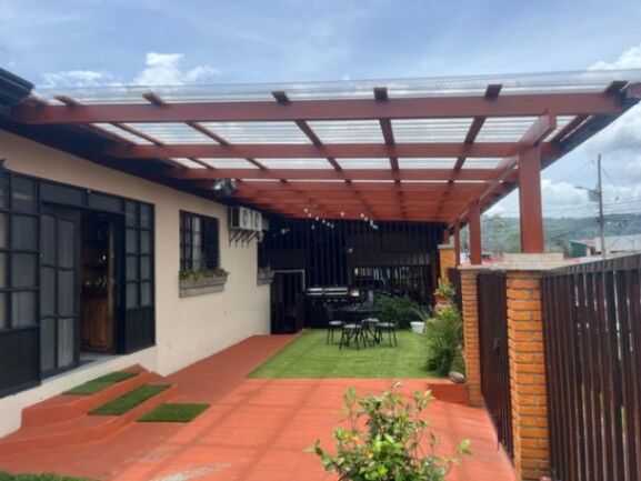 MLS-25-1008 KQ VENTA CASA TORRE LUNA TURRIALBA CONTACTENOS AL # 88987222 en Turrialba, Cartago — ₡ 165 000 000