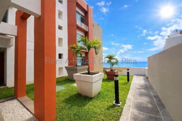 Alquiler de Apartamento Amoblado en Pozos de Santa Ana 26-1901 in Pozos, Santa Ana, San José — $1,350