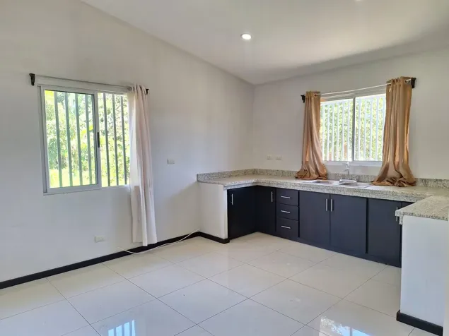 Linda casa en venta en Barrio Lourdes, Pérez Zeledón en Daniel Flores, Pérez Zeledón, San José — ₡ 69 900 000 - Foto 3 de 15