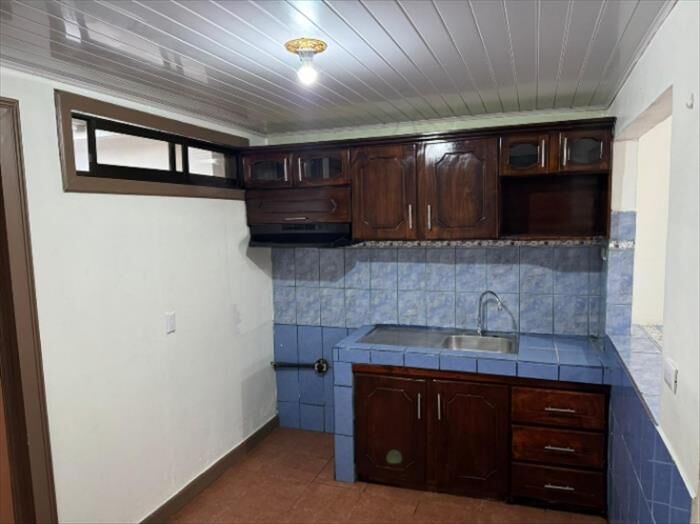 Casa en venta en San Juan de Dios de Desamparados en San Juan De Dios, Desamparados, San José — ₡ 63 000 000