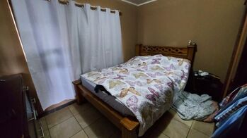 Venta propiedad de 2 niveles con medidores independientes #26-818 GS en Ipís, Goicoechea, San José — $128,000 - Foto 4 de 13
