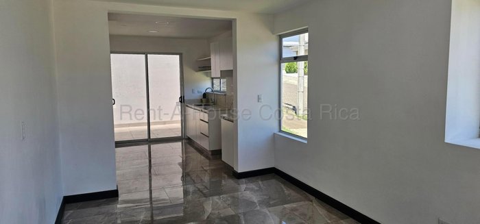 Alquiler de Casa en Turrúcares en Alajuela. RAH 26-2273 en Turrúcares, Alajuela — ₡ 490 000 - Foto 2 de 14