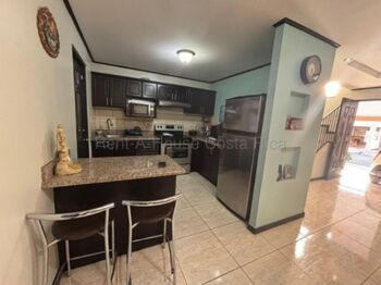 Venta de Casa en La Unión-Concepción. RAH 26-1526 PRECIO REBAJADO en Concepción, La Unión, Cartago — 98 000 000 ₡ - Foto 4 de 6