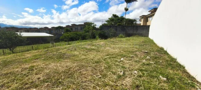 Venta Lote en condominio Guachipelín, Escazú en Escazú, San José — ₡ 85 600 000 - Foto 2 de 6