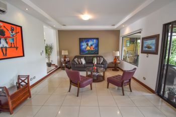 Casa de 1 Nivel con 3 habitaciones en Condominio Bosque Dorado in Piedades, Santa Ana, San José — $535,000 - Photo 3 of 29